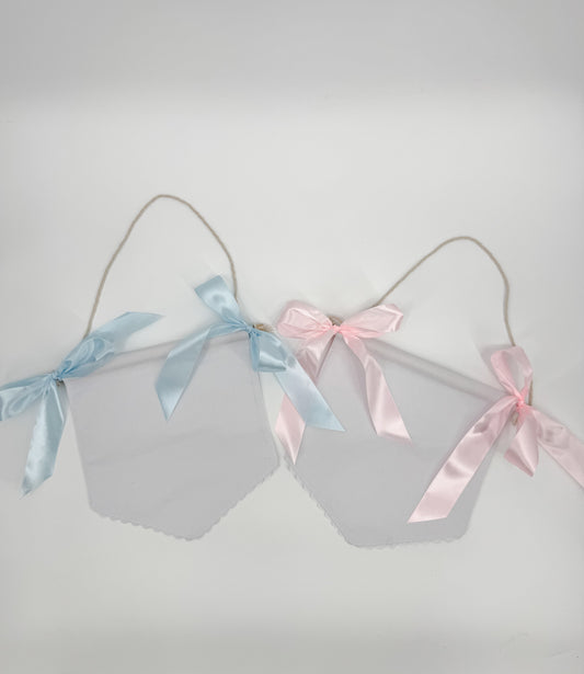 Scalloped Baby Banner
